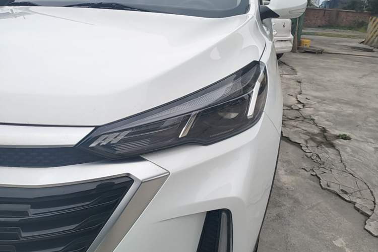 Used BAIC Beijing X3 2019 1.5T CVT Glory Edition Left Front Headlight