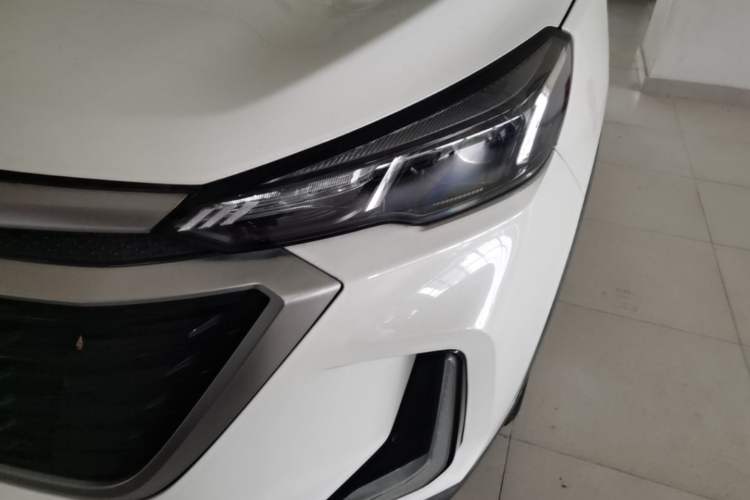 Used BAIC Beijing X3 2019 1.5T CVT Glory Edition Left Front Headlight