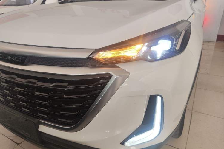 Used BAIC Beijing X3 2019 1.5T CVT Glory Edition Left Front Headlight