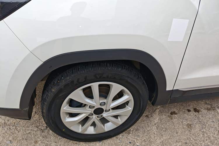 Used BAIC Beijing X3 2019 1.5T Manual Glory Edition Left Front Wheel Hub
