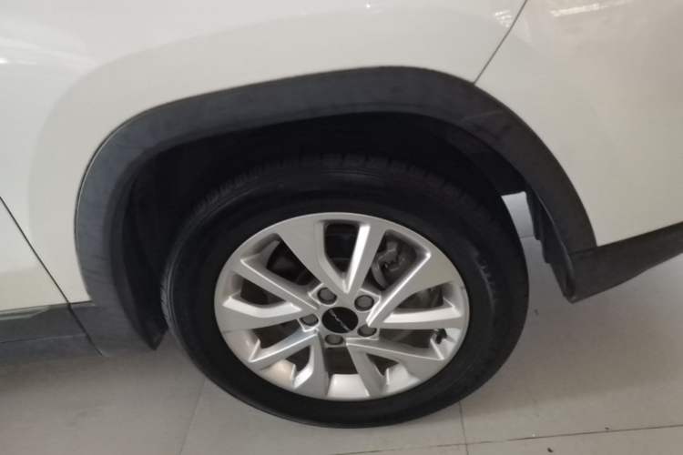 Used BAIC Beijing X3 2019 1.5T CVT Glory Edition Left Front Wheel Hub