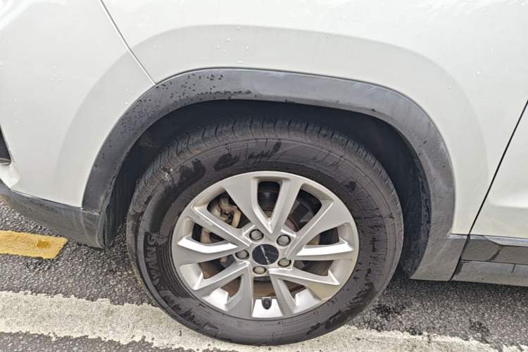Used BAIC Beijing X3 2019 1.5T CVT Glory Edition Left Front Wheel Hub