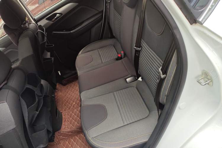 Used BAIC Beijing X3 2019 1.5T Manual Glory Edition Left Rear Seat