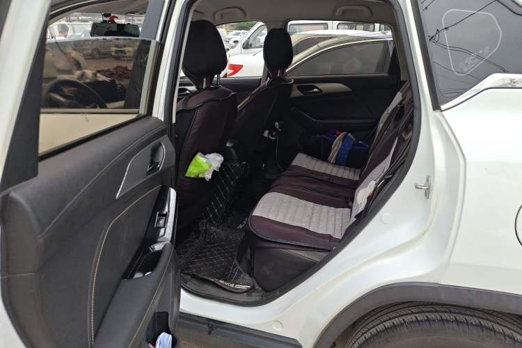 Used BAIC Beijing X3 2019 1.5T Manual Glory Edition Left Rear Seat