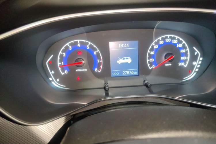 Used BAIC Beijing X3 2019 1.5T Manual Glory Edition Odometer Close Up