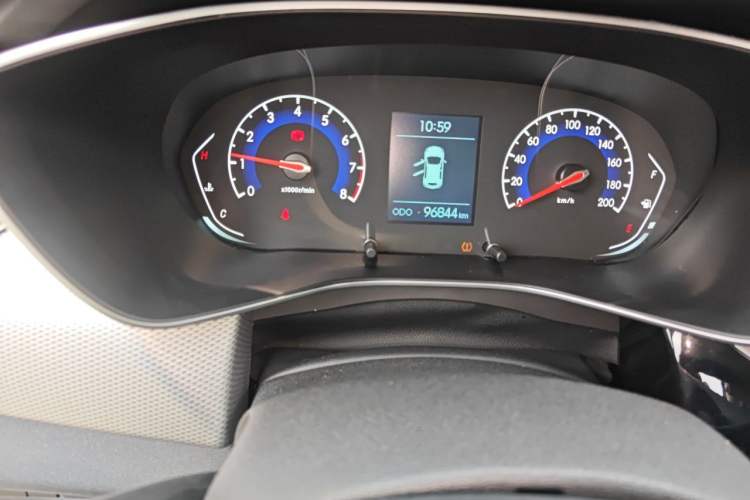 Used BAIC Beijing X3 2019 1.5T Manual Glory Edition Odometer Close Up