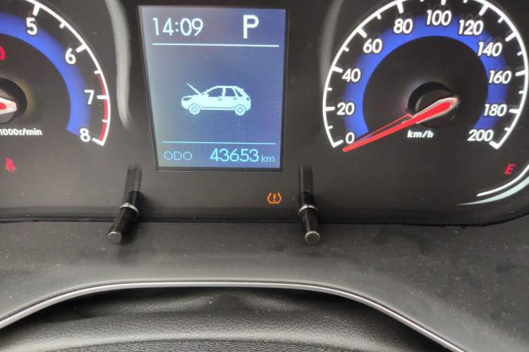 Used BAIC Beijing X3 2019 1.5T CVT Glory Edition Odometer Close Up
