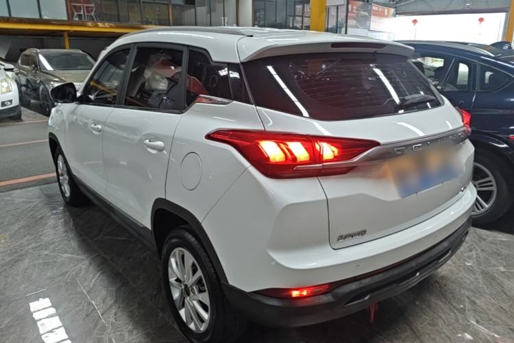 Used BAIC Beijing X3 2019 1.5T Manual Glory Edition Rear Left 45 Deg