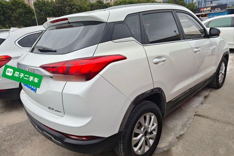 Used BAIC Beijing X3 2019 1.5T CVT Glory Edition Rear Right 45 Deg