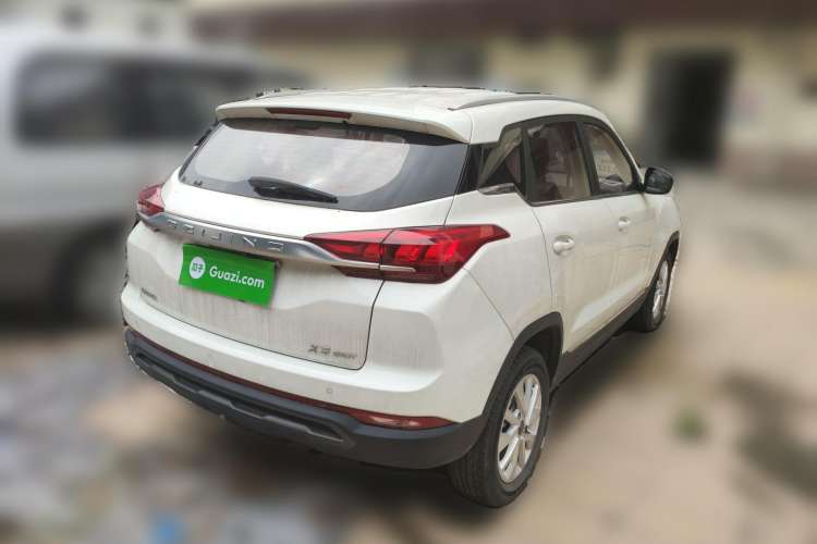 Used BAIC Beijing X3 2019 1.5T CVT Glory Edition Rear Right 45 Deg