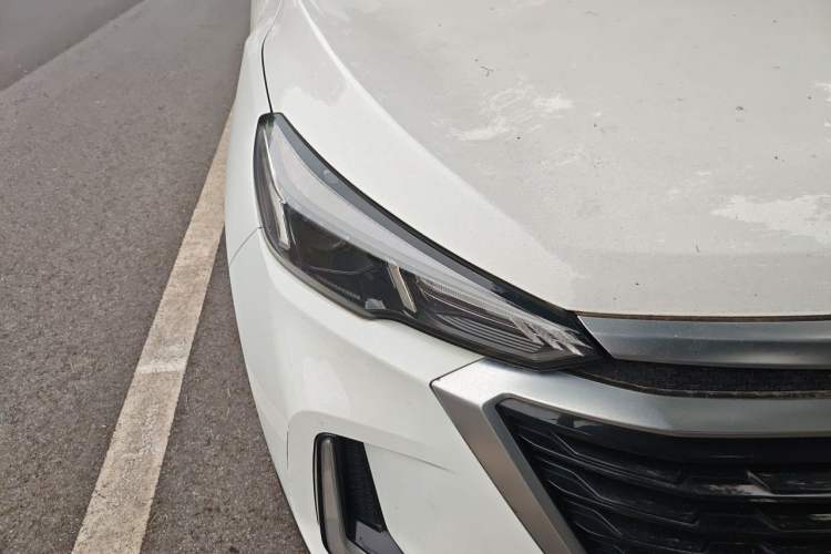 Used BAIC Beijing X3 2019 1.5T CVT Glory Edition Right Front Headlight