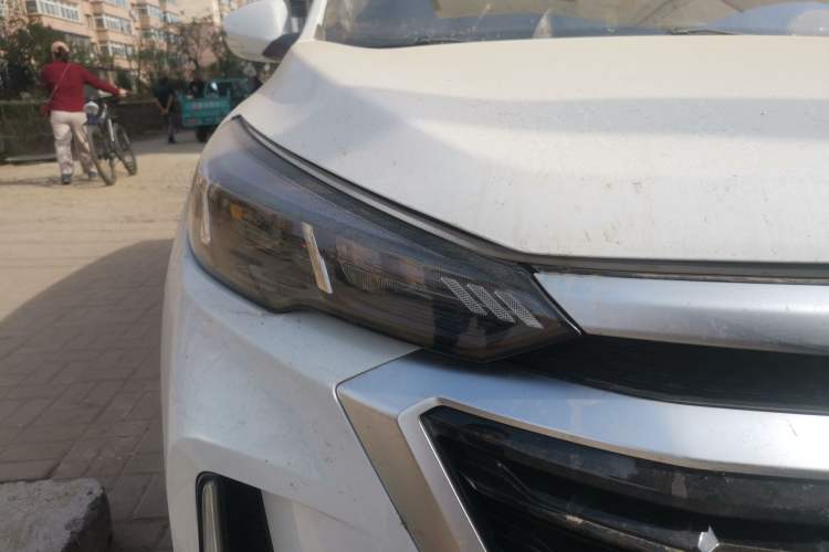 Used BAIC Beijing X3 2019 1.5L Manual Glory Edition Right Front Headlight