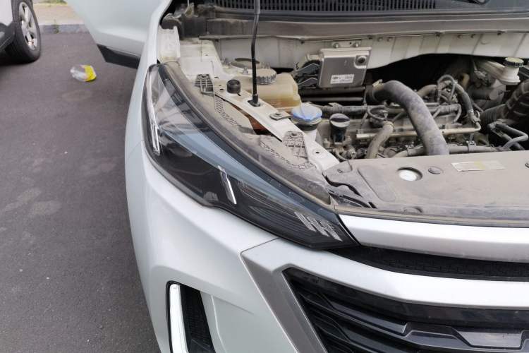Used BAIC Beijing X3 2019 1.5T CVT Glory Edition Right Front Headlight