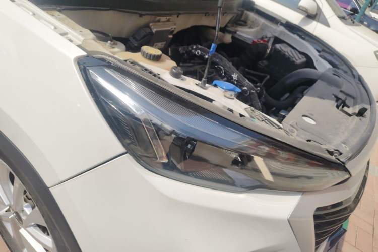 Used BAIC Beijing X3 2019 1.5T CVT Glory Edition Right Front Headlight