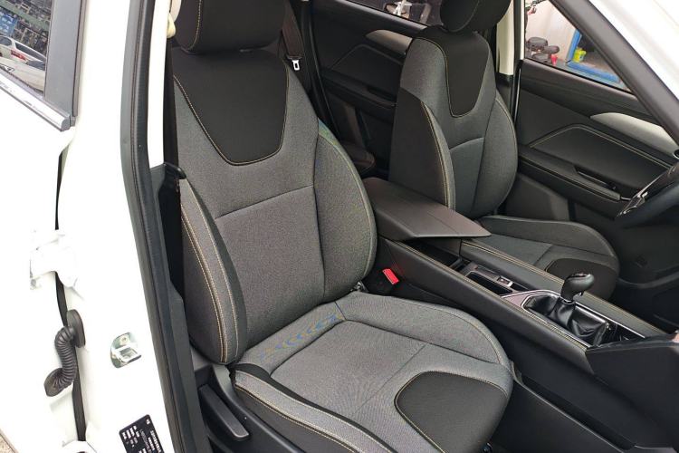 Used BAIC Beijing X3 2019 1.5T Manual Glory Edition Right Front Seat