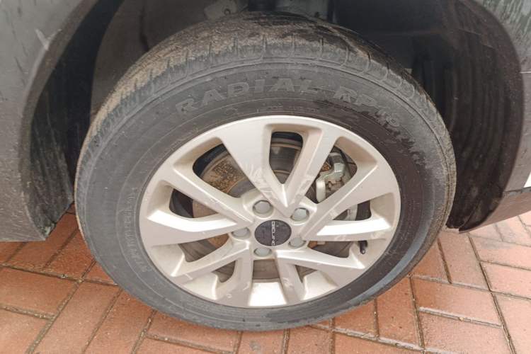 Used BAIC Beijing X3 2019 1.5L Manual Glory Edition Right Front Wheel Hub