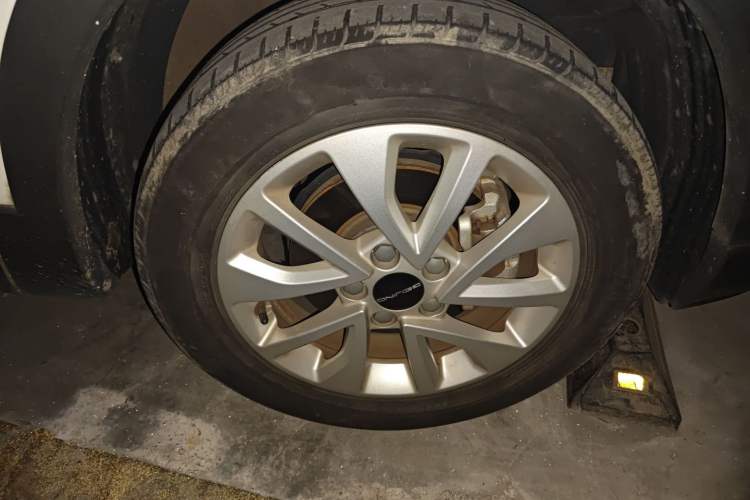 Used BAIC Beijing X3 2019 1.5T CVT Glory Edition Right Front Wheel Hub