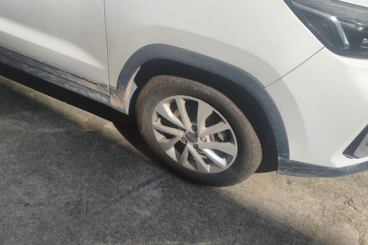 Used BAIC Beijing X3 2019 1.5L Manual Glory Edition Right Front Wheel Hub