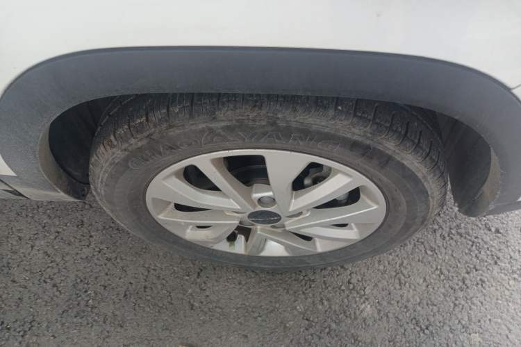 Used BAIC Beijing X3 2019 1.5T CVT Glory Edition Right Front Wheel Hub