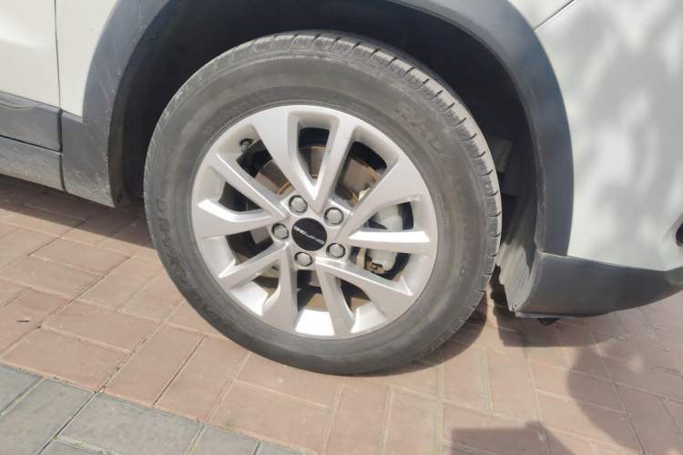 Used BAIC Beijing X3 2019 1.5T CVT Glory Edition Right Front Wheel Hub