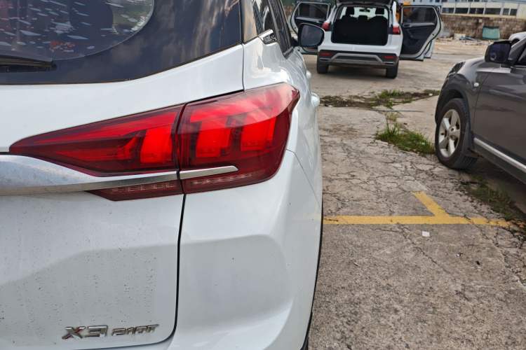Used BAIC Beijing X3 2019 1.5T Manual Glory Edition Right Rear Taillight