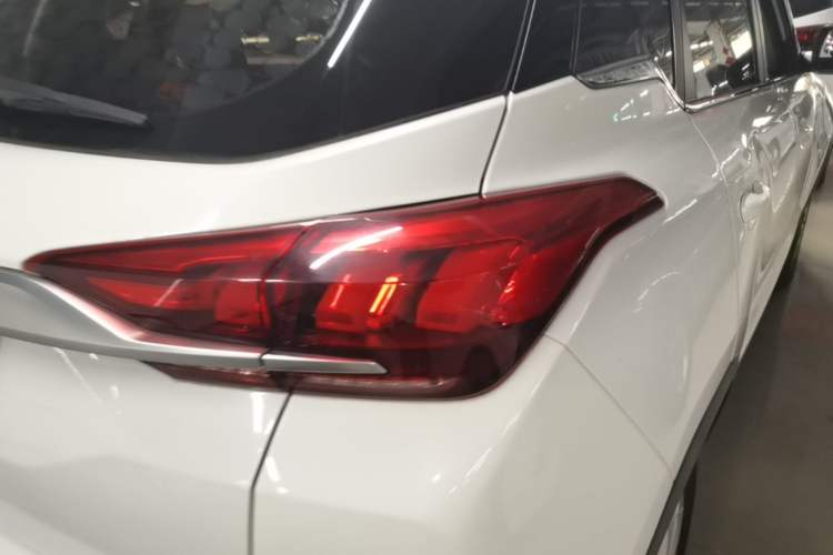 Used BAIC Beijing X3 2019 1.5T Manual Glory Edition Right Rear Taillight