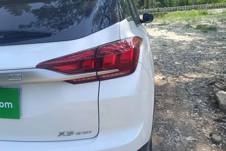 Used BAIC Beijing X3 2019 1.5T CVT Glory Edition Right Rear Taillight