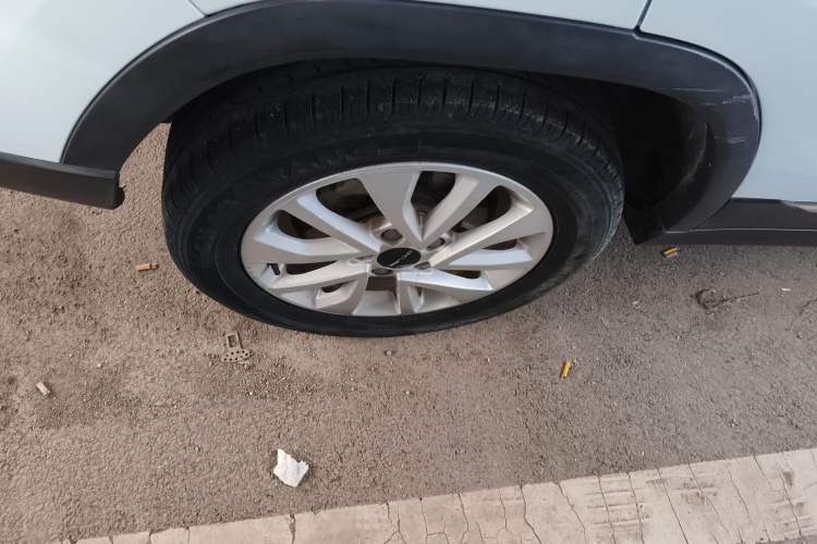 Used BAIC Beijing X3 2019 1.5L Manual Glory Edition Right Rear Wheel Hub