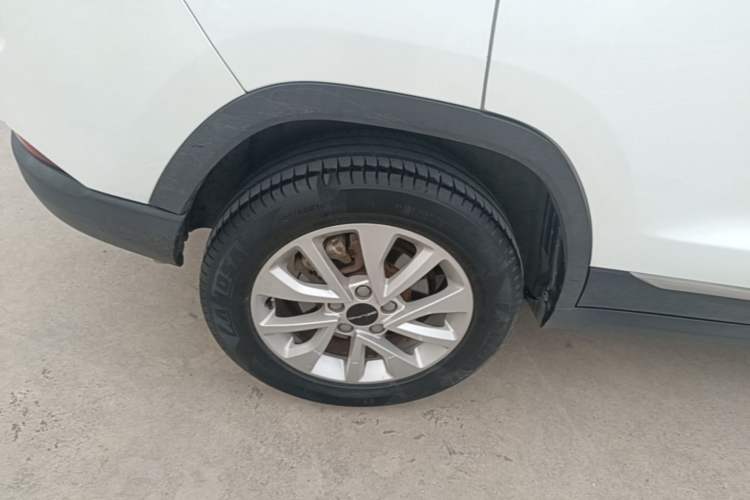 Used BAIC Beijing X3 2019 1.5L Manual Glory Edition Right Rear Wheel Hub