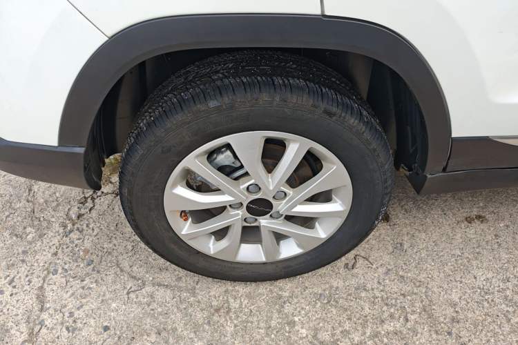 Used BAIC Beijing X3 2019 1.5T Manual Glory Edition Right Rear Wheel Hub