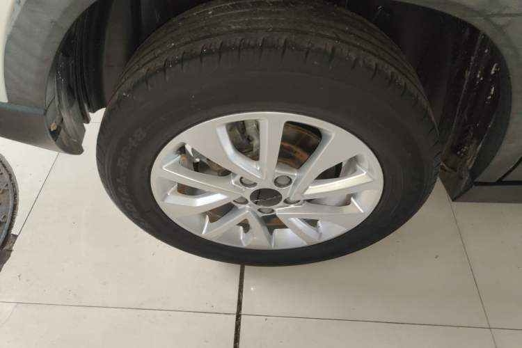 Used BAIC Beijing X3 2019 1.5T CVT Glory Edition Right Rear Wheel Hub