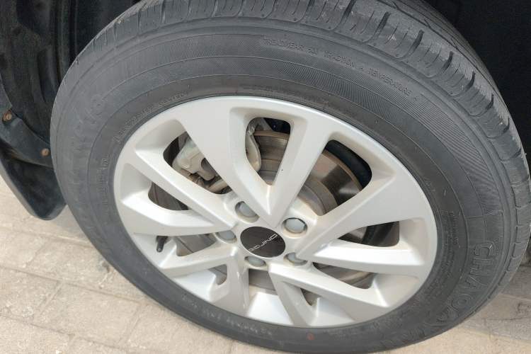Used BAIC Beijing X3 2019 1.5L Manual Glory Edition Right Rear Wheel Hub