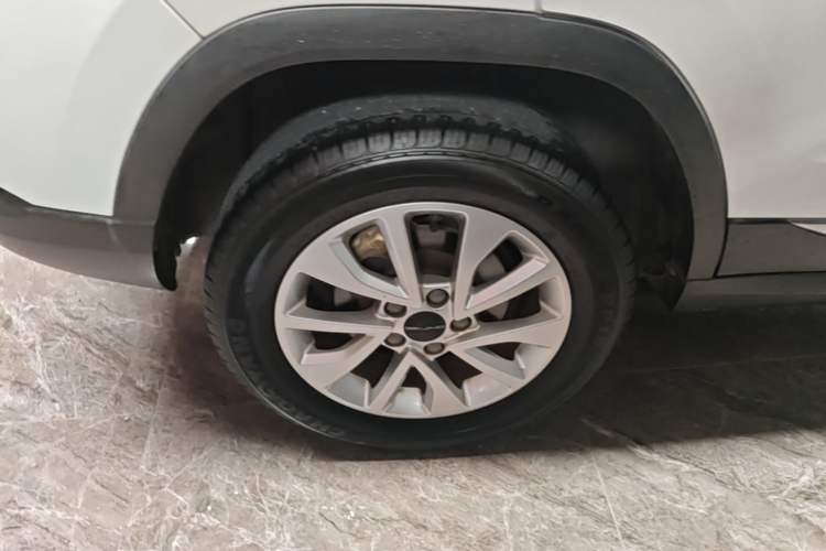 Used BAIC Beijing X3 2019 1.5T Manual Glory Edition Right Rear Wheel Hub