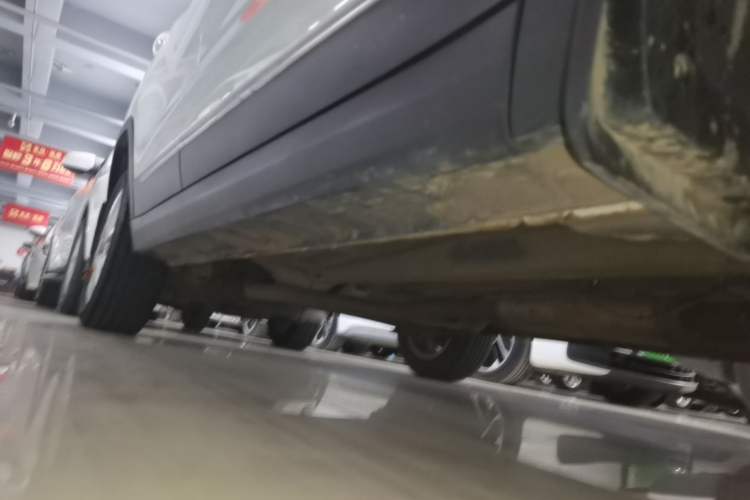 Used BAIC Beijing X3 2019 1.5T Manual Glory Edition Right Side Sill