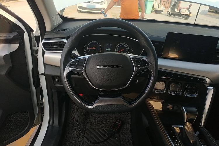 Used BAIC Beijing X3 2019 1.5T CVT Glory Edition Steering Wheel