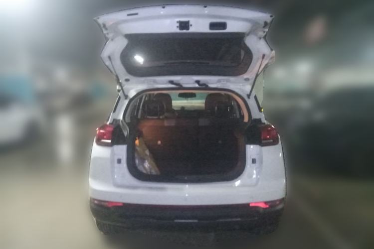 Used BAIC Beijing X3 2019 1.5T Manual Glory Edition Trunk