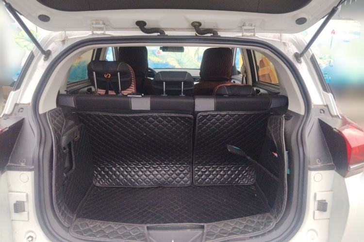 Used BAIC Beijing X3 2019 1.5T CVT Glory Edition Trunk