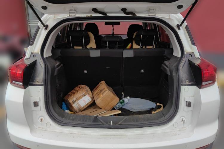 Used BAIC Beijing X3 2019 1.5T Manual Glory Edition Trunk