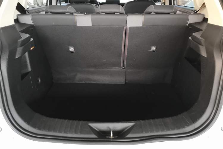 Used BAIC Beijing X3 2019 1.5L Manual Glory Edition Trunk