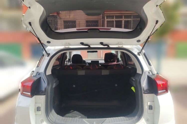Used BAIC Beijing X3 2019 1.5T CVT Glory Edition Trunk