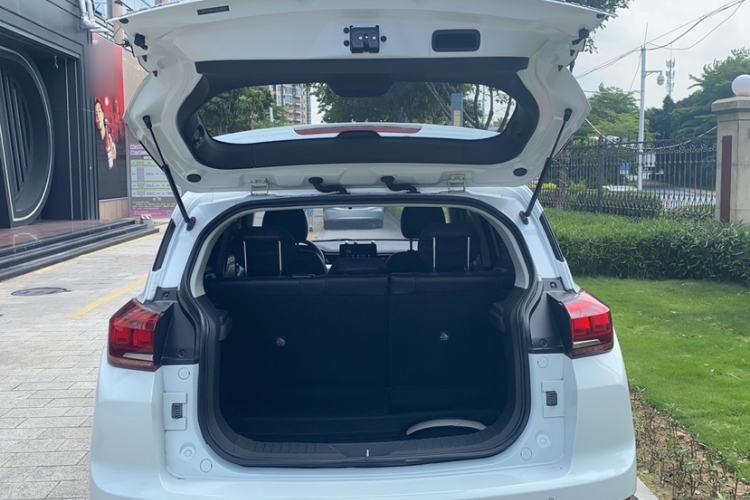 Used BAIC Beijing X3 2019 1.5T CVT Glory Edition Trunk