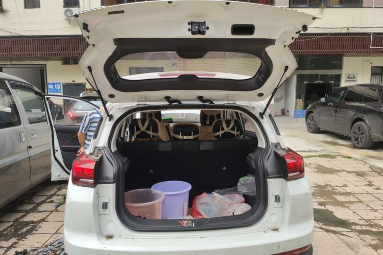 Used BAIC Beijing X3 2019 1.5T CVT Glory Edition Trunk