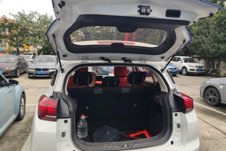 Used BAIC Beijing X3 2019 1.5T CVT Glory Edition Trunk