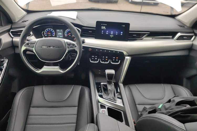 Used BAIC Beijing X3 2020 1.5T CVT Honor Edition PLUS Center Console