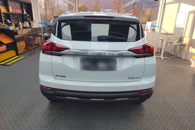 Used BAIC Beijing X3 2020 1.5T CVT Honor Edition PLUS Exterior 4