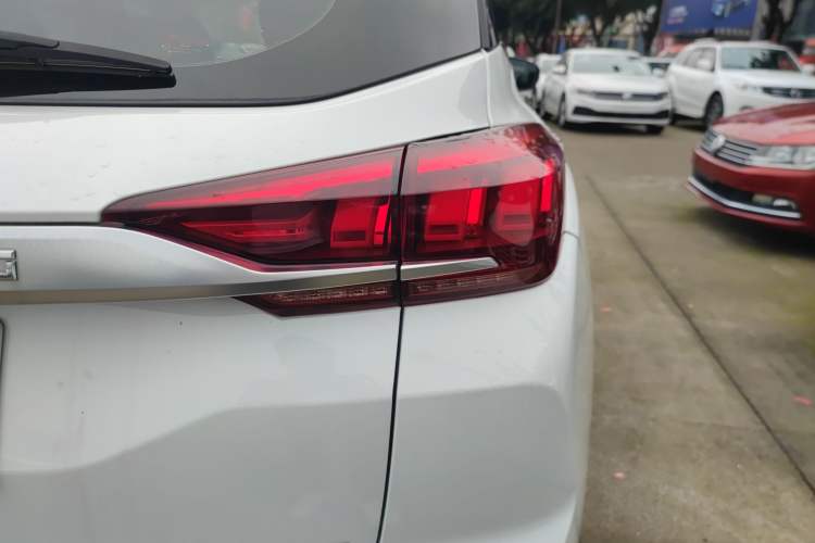 Used BAIC Beijing X3 2020 1.5T CVT Honor Edition PLUS Right Rear Taillight
