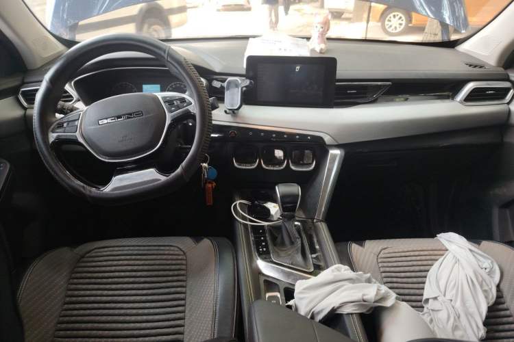 Used BAIC Beijing X3 2021 1.5T CVT Glory Edition Center Console
