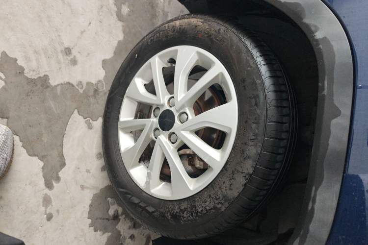 Used BAIC Beijing X3 2021 1.5T CVT Glory Edition Right Front Wheel Hub