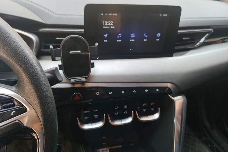 Used BAIC Beijing X3 2021 1.5T Manual Glory Edition Audio And AC Panel