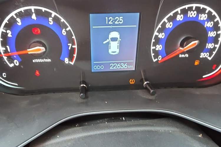 Used BAIC Beijing X3 2021 1.5T Manual Glory Edition Odometer Close Up